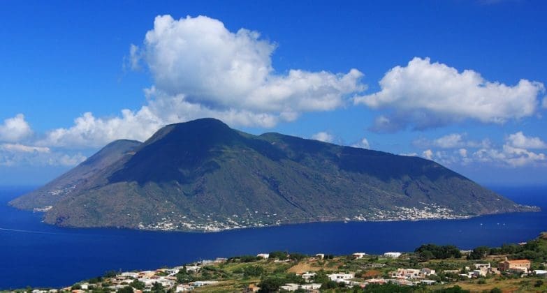 Isola Di Salina: La Guida Completa - TFDT