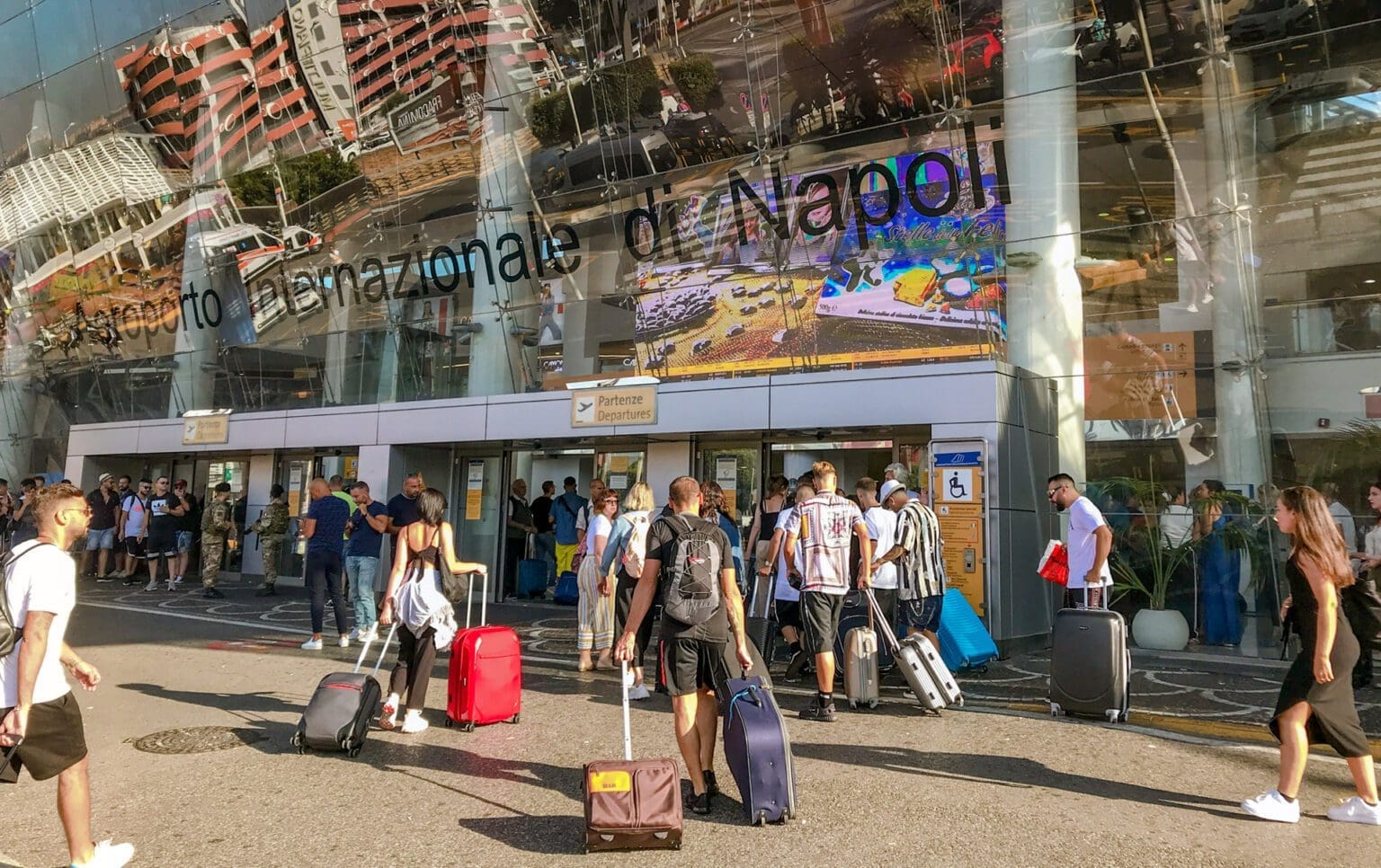 Aeroporto Di Napoli: Tutte Le Informazioni Utili - Turista Fai Da Te